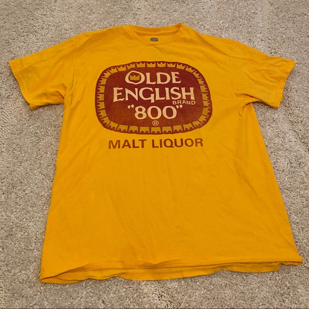 Urban outfitter：Orange boyfriend style t-shirt